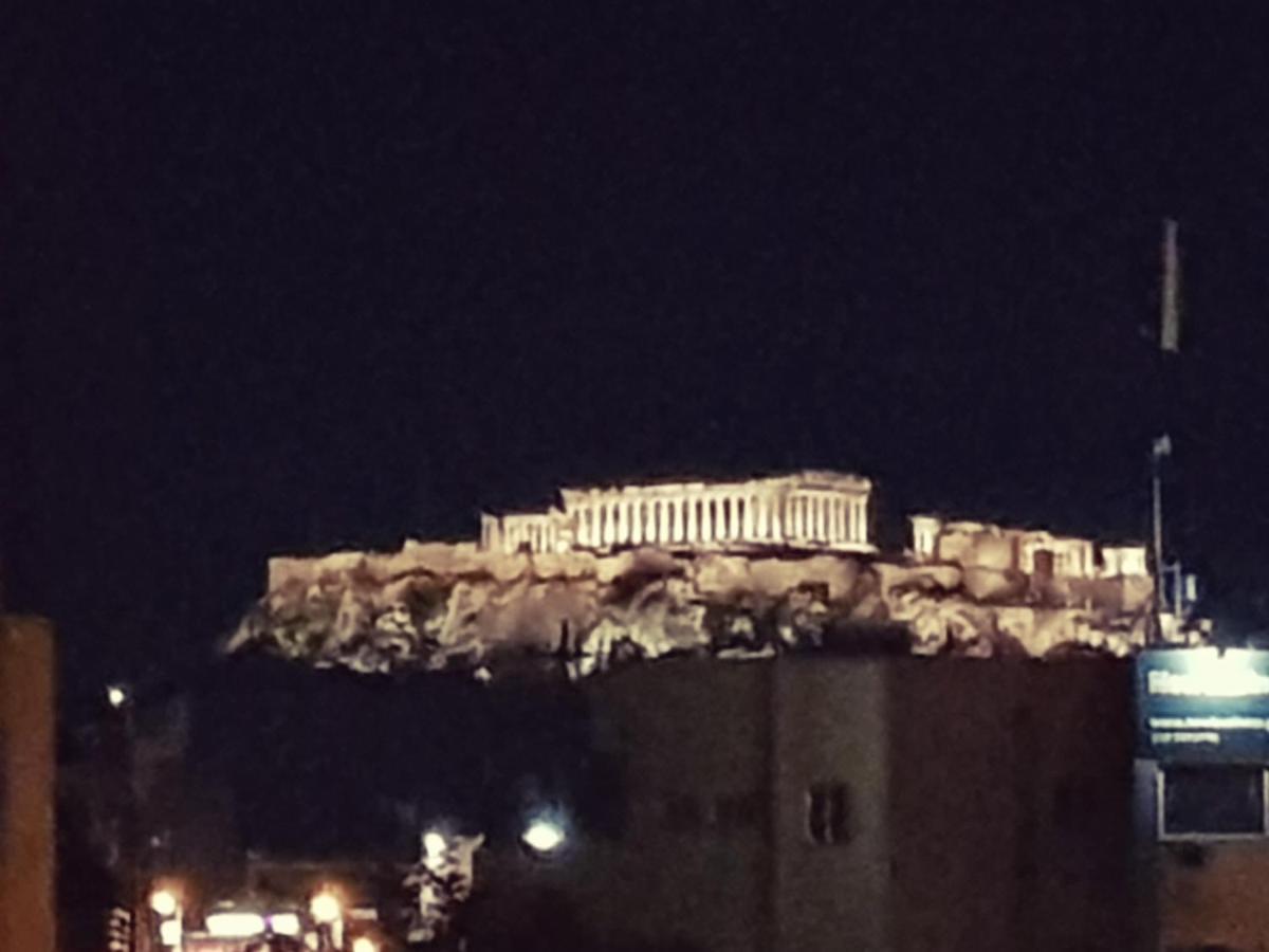 Elegant House With Acropolis View Lägenhet Aten Exteriör bild